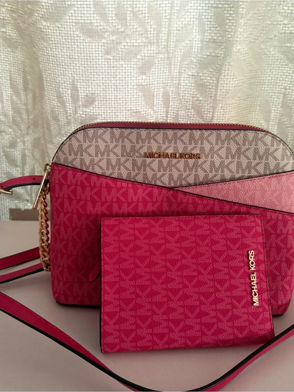 Michael Kors Pink Signature Crossbody Wallet Bag